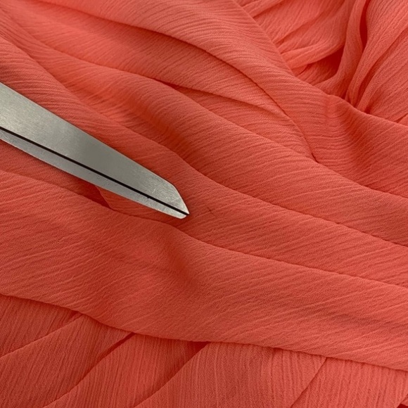 David’s Bridal Crinkle Chiffon Coral Dress Sweetheart Neck Bridesmaid Nwt Size 4 - Picture 5 of 16